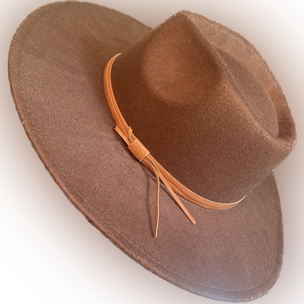 Frye “capuccino” poly felt fedora hat - tan pleather trim - adjustable - NWT